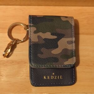 Kedzie Camouflage Keychain Wallet